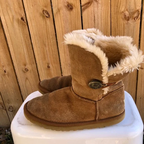 Ugg Womens Bailey Button Boots Size 9‎ Chestnut Brown Tan Style 5803