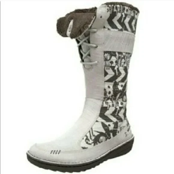 Teva x Spyder Kiru Boots Women's size 6 Gray & Cream Fur Lined Lace Up