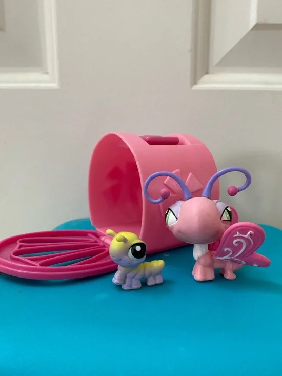 Littlest Pet Shop Figures Lot of 3 Inchworm Caterpillar Butterfly Pet Carrier