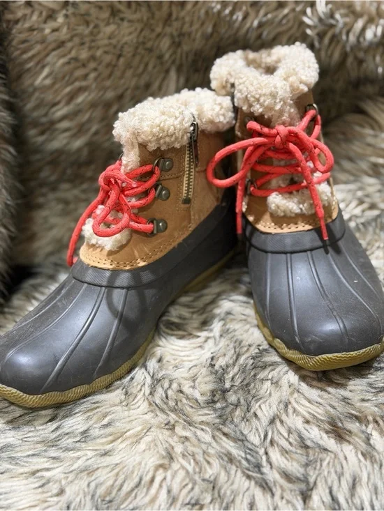 Sperry Snow Boots