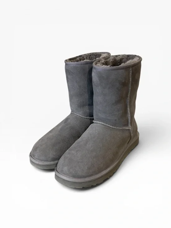 Ugg Classic II Genuine Shearling Lined Short Boots Women’s Sz 10 - Gray Suede