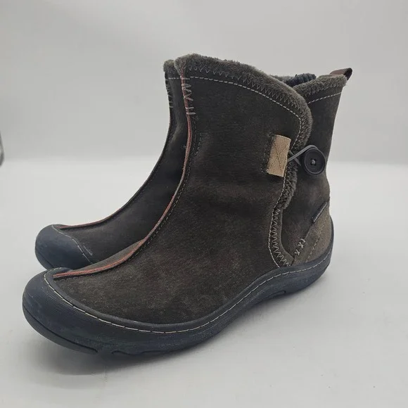 Privo by Clarks Waterproof Winter Boots Snow Shoes Womens Size 8M Brown Sweater