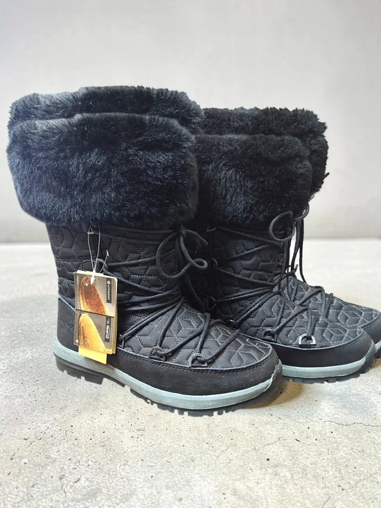 ,NWT Bearpaws Women's Black Faux-Fur Winter Snow Boots, 8