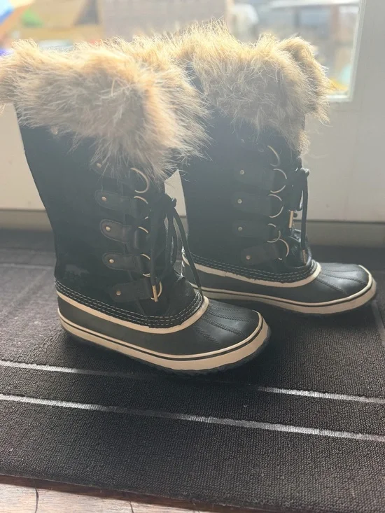 Sorel Joan of Arctic Tall Waterproof Snow Boots Black Faux Fur Women’s 9 Winter