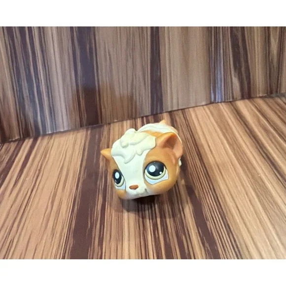 Authentic Littlest Pet Shop LPS #383 Brown & Cream Guinea Pig Blue Eyes Hasbro