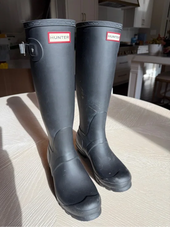 Hunter Matte Black Knee-High Rain Boots with Red Logo
