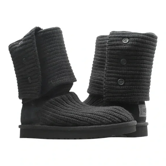 Ugg Classic Cardy II knit Boots, Very Good Pre-loved Condition