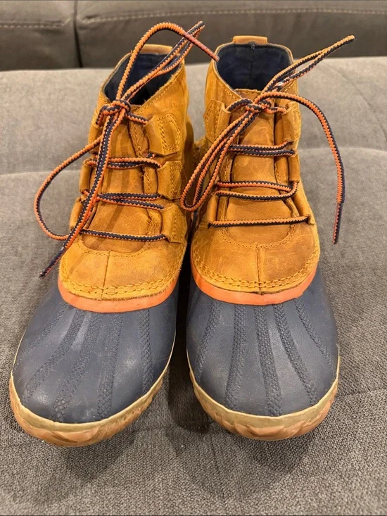 Sorel Navy and Tan Waterproof Lace-Up Duck Boots