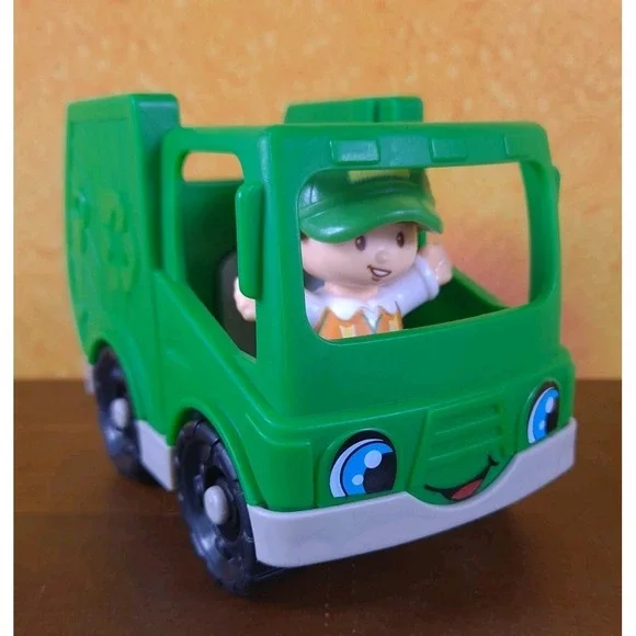 Fisher Price Little People Recycling Truck With Recycling Guy