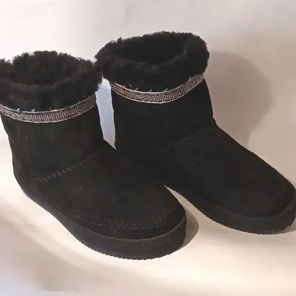 Laidback London  Anthropoligie Nyali Black Fur-Lined Suede Boots
