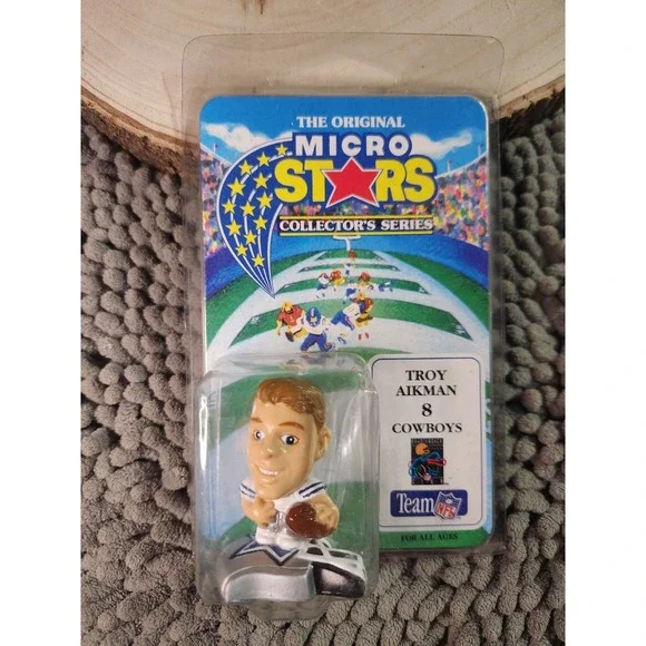 TROY AIKMAN MICRO‎ STARS 1994 NFL DALLAS COWBOYS QB FIGURE 2in TALL Vtg Champ