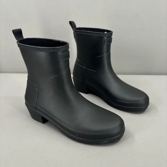 Hunter Rain Boots Womens‎ Size 8 All Black Rubber Ankle Booties Heel Waterproof