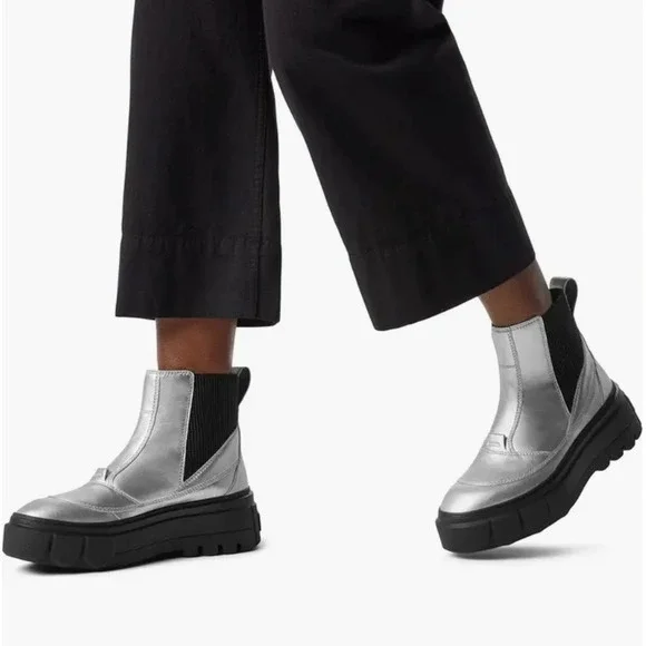 NWB Sorel Caribou X Boot Chelsea WP Waterproof Silver Black Women's‎ Size 10.5