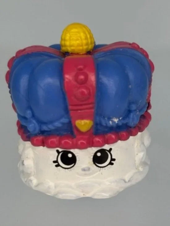 Season 8 UK Holiday Kingsley Crown Shopkins