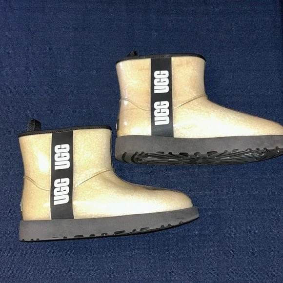 Ugg Winter Boot‎