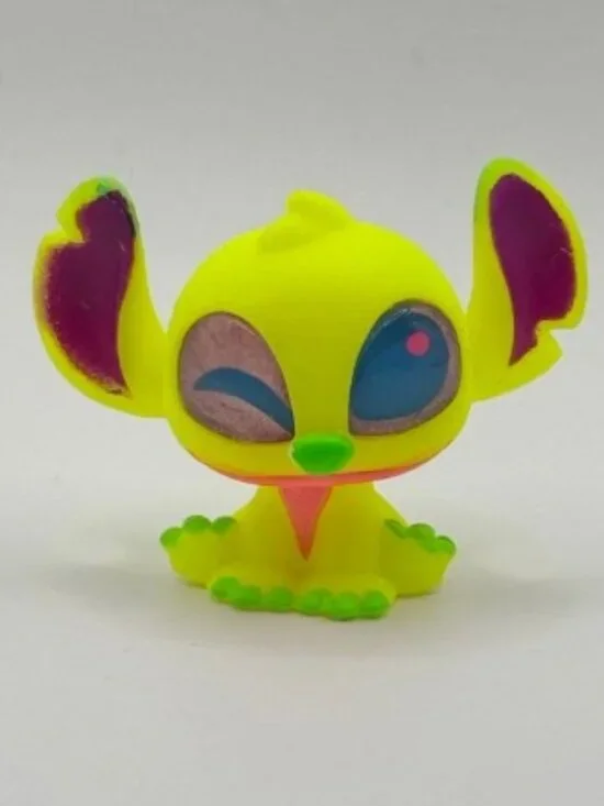 RARE Neon Glow Peek Yellow Neon Stitch Lilo & Stitch Disney Doorables