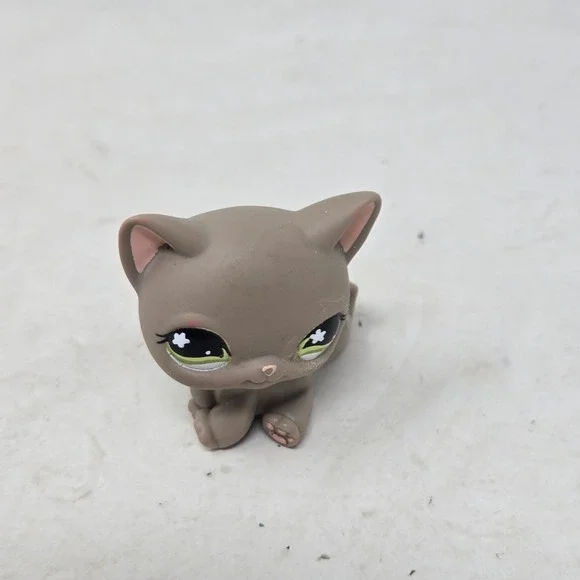 Littlest Pet Shop 467 Grey Kitten‎ Green Flower Eyes Blue Magnet Hasbro 2006 LPS