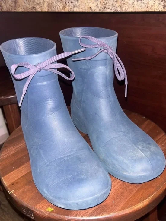Women’s Navy Croc Rubber Rain Ankle Boots with Tie