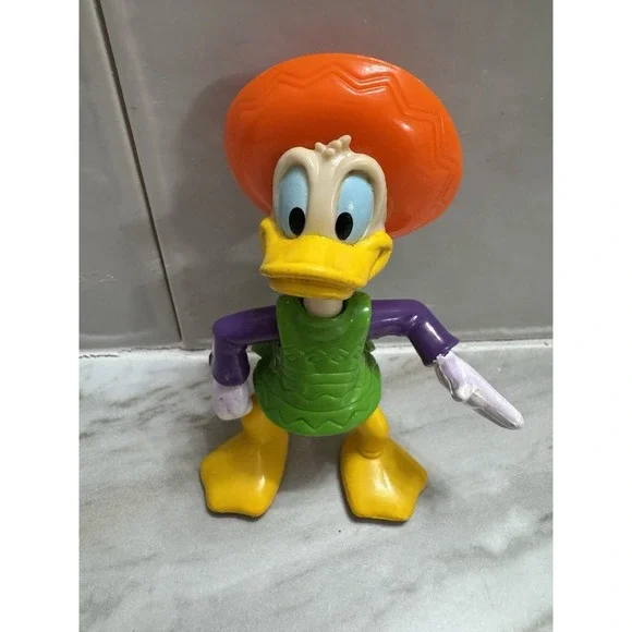 Donald Duck Mexico Epcot‎ Center Vintage 1993 Disney Figure New Sealed