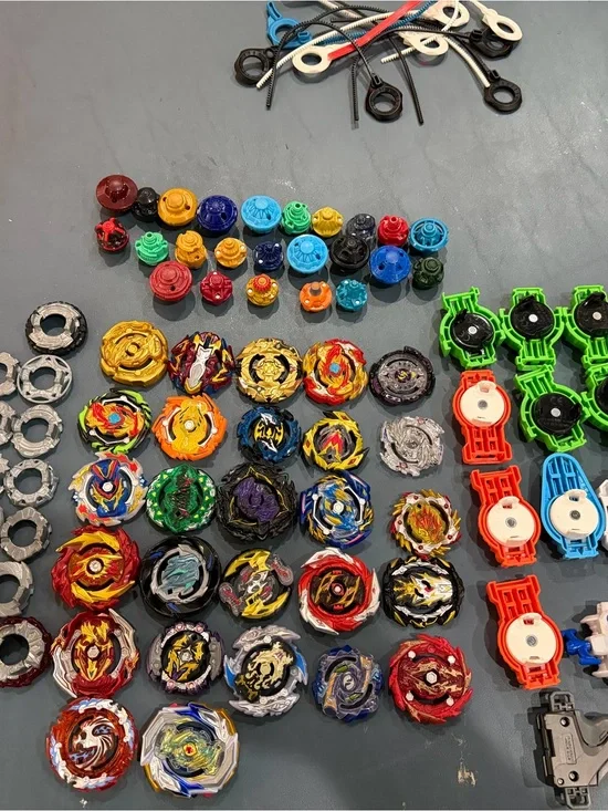 Beyblade Burst Spinning Tops Arena Set -  Battle Pack with battle stadium