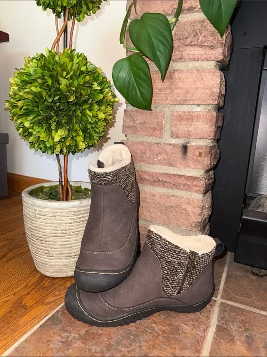 Women's Brown Insulated Ankle Winter Boots with Faux Fur Collar