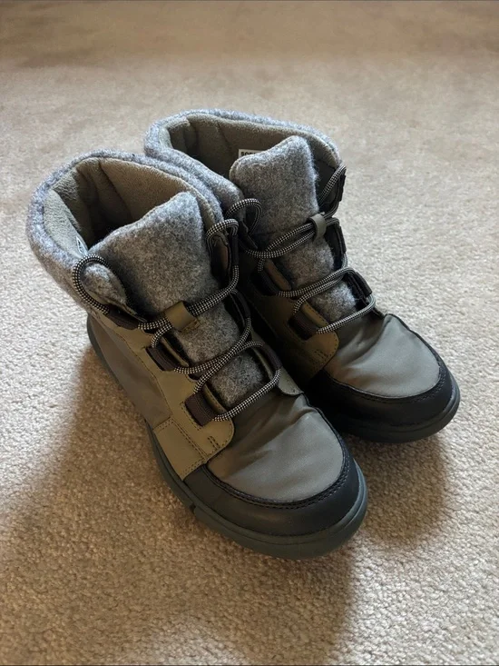 Sorel Womens Green and Grey Felt-Lined Winter Boots