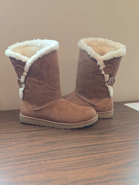 SO Women's Brown Faux-Shearling Button Winter Boots
