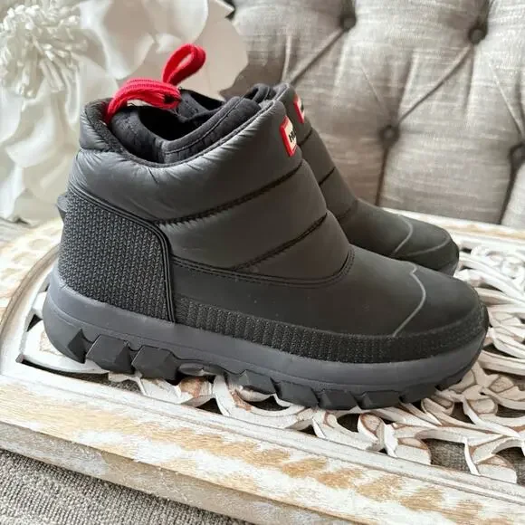Hunter Waterproof Snow Winter Boots Women’s 8 NEW