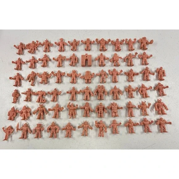 Vintage LOT of 64 M.U.S.C.L.E Muscle Men Figures 1980s Mattel Pink Flesh color
