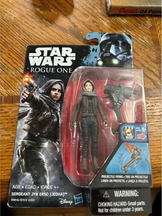 Star Wars Rogue One Sergeant Jyn Erso (Jedha) Action Figure New in Box