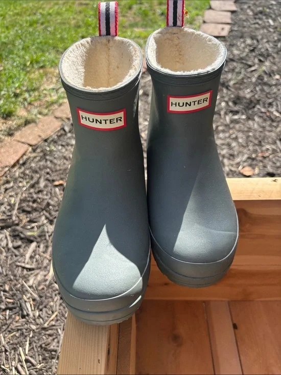 Hunter Short Rain Boots in Slate Green with Cream Lining
