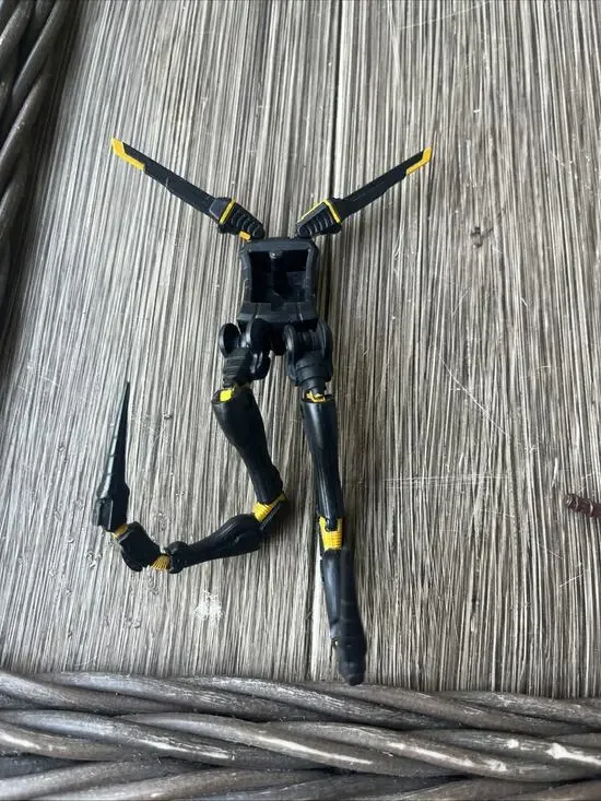Marvel Legends Yellow Backpack ONLY First 10 Years From Ant Man 2 Pack