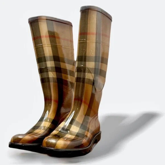 Burberry House Check‎ Tall Rubber Rain Boots Nova Plaid Glossy 36 Italy US 5.5