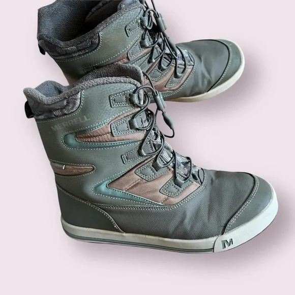 Merrell women’s‎ waterproof boots size 7