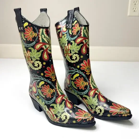 Nomad Women's‎ Yippy Western Rain Boot Size 7 Waterproof Floral Paisley Pull On