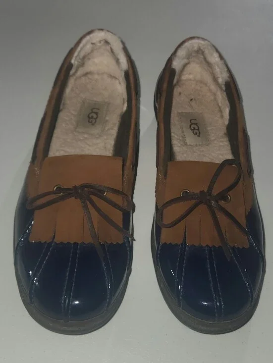 UGG Haylie Low Top Rain Shoes Size 10