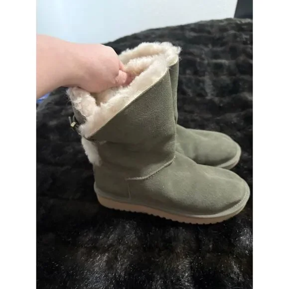Koolaburra by UGG Victoria Short Boots Sage Green Suede  Womens 7