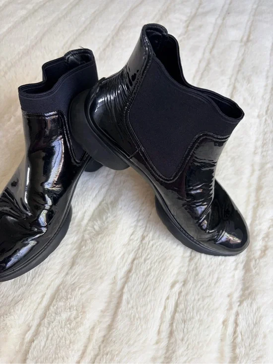 COLE HAAN 3.Zerogrand Black Patent Chelsea Ankle Boots