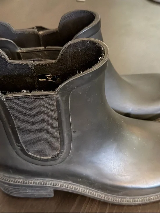 Madewell Chelsea  black Rain Boots