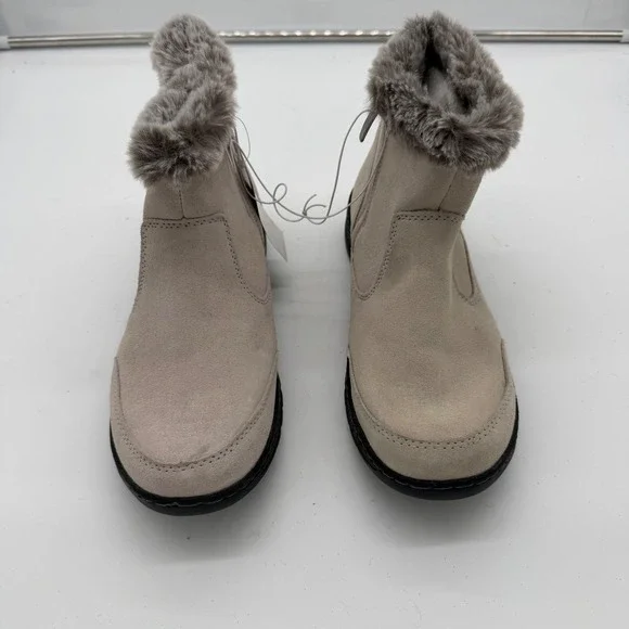 Khombu Iris Womens Cream Suede Faux Fur Trim Winter Ankle Boots Size 10 1527296