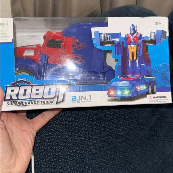 Transformers Robot Super Change Truck‎ 2 In 1 Light Up LED