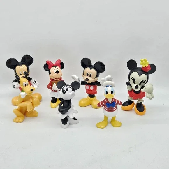 Disney Mickey & Friends Miniature Figure Collection Lot of 7 Classic Toys