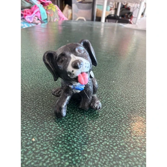 Vintage 1997 Topps Puppy In My Pocket Black Dog Miniature Figurine Collectible