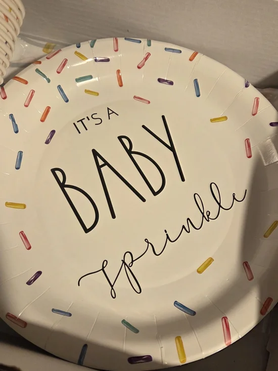It's a Baby Sprinkle Tableware Decor