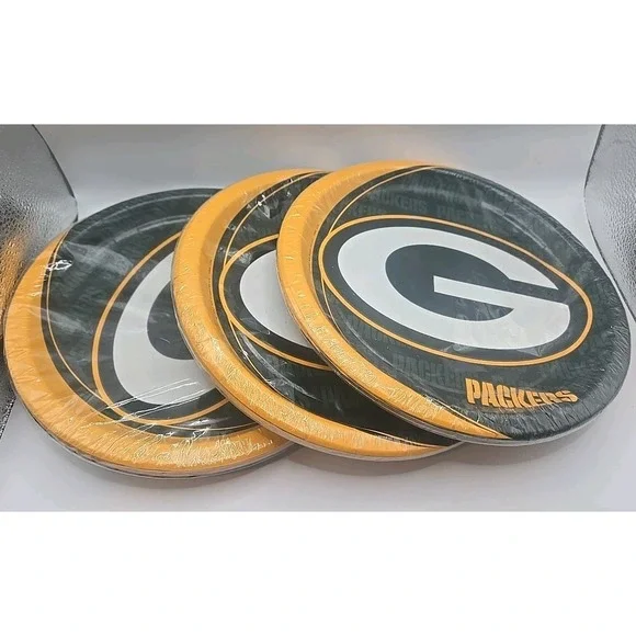 3 Packs Of NFL Green Bay Packers Plates 8 3/4
