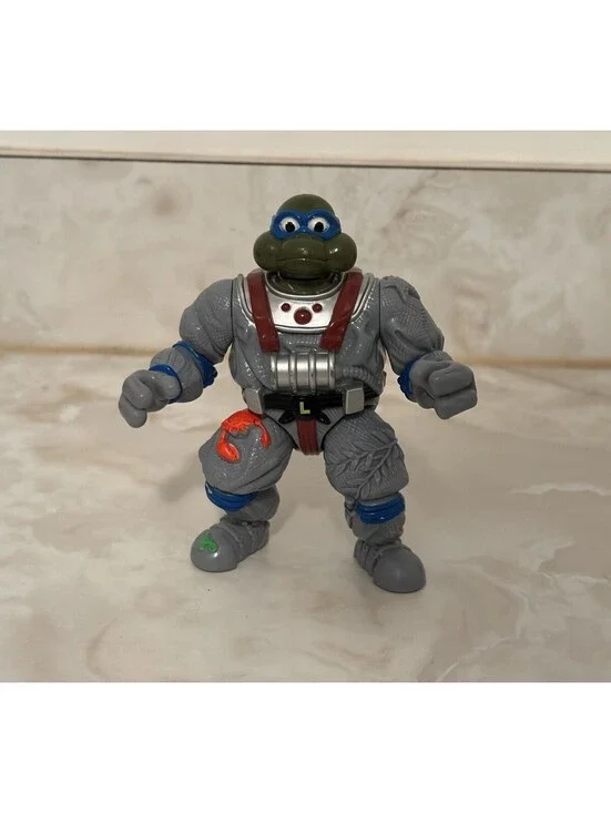 Vintage 1995 Teenage Mutant Ninja Turtles TNMT Deep Sea Diver Leonardo Figure