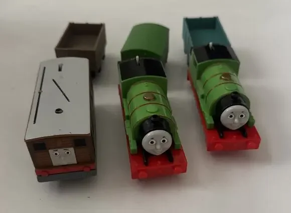 Thomas & Friends TrackMaster Motorized Percy Train Engine Freight Lot
