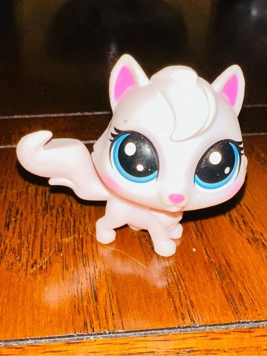 Littlest Pet Shop LPS Viola Angora Persian Cat Figure Toy #1-98