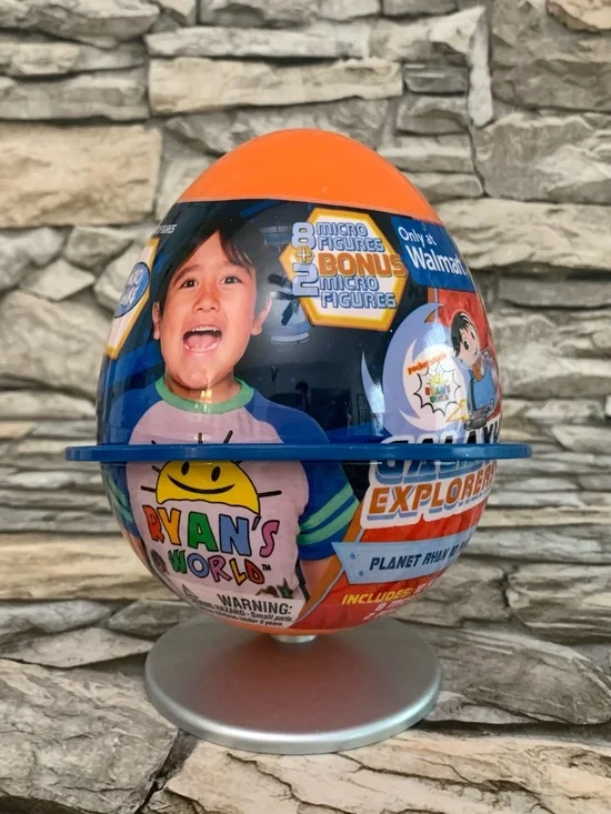 New Ryan’s World Galaxy Explorer Planet 10 Doll Micro Figure Shuttle Space Egg