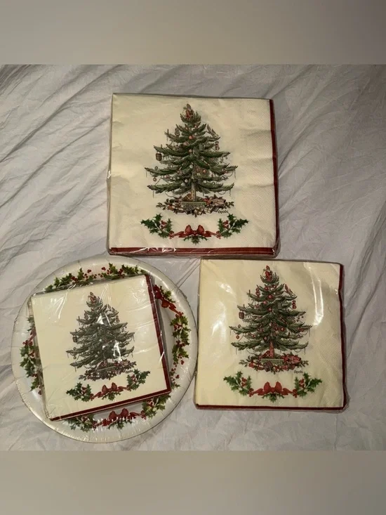 Spode Christmas Tree‎ Garland Tree Napkins + Dessert Plates Lot